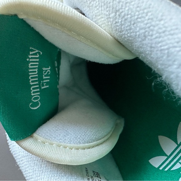 Rare unixes  sample Adidas Atlas Cream and Green Sneakers - Picture 10 of 12